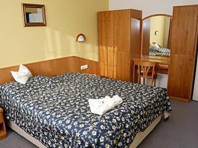Kikelet Club 3* Miskolc