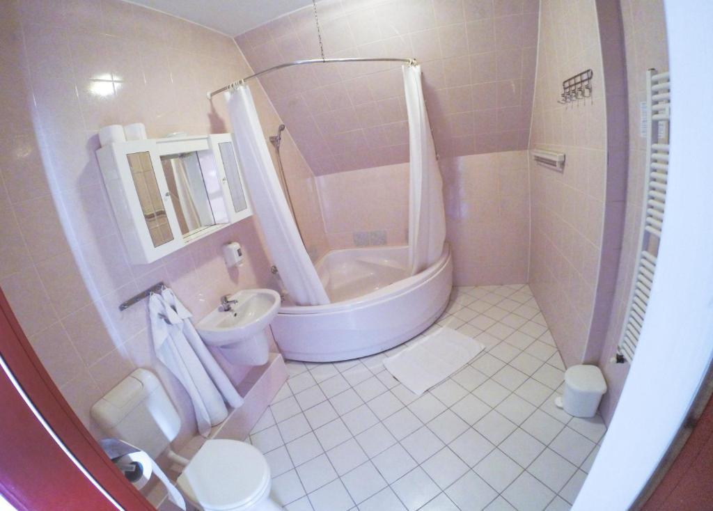 Kikelet Club 3* Miskolc